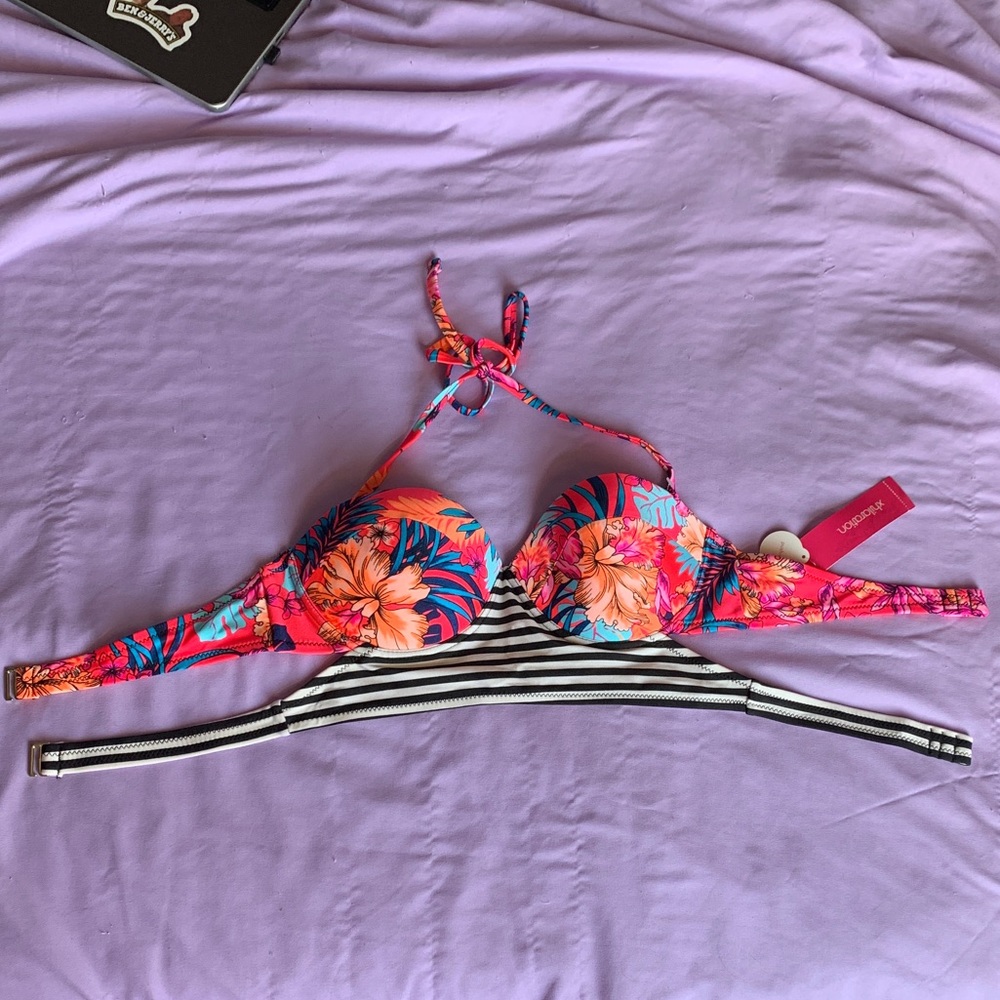 NWT Bikini Top Never Worn